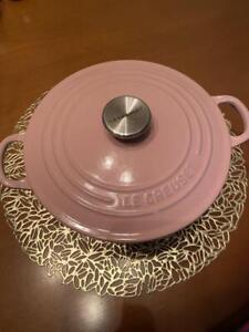 Rare out of print color [Le Creuset] 22cm deep chiffon pink kitchen cooking tool