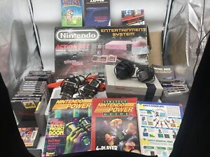 Nintendo NES Video Game Console Lot Bundle Collection 24 Games Controllers Box