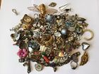 VINTAGE LOT OF JEWELRY PIECES RHINESTONES BEADS AND MORE L2