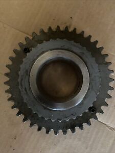 EARLY GM MUNCIE SM465 4 SP. TRANSMISSION 39 TOOTH 1ST GEAR 
