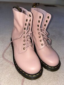 Blush Pale Pink Dr Doc Martens Leather BOOTS Size 8 Delaney 36