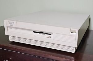 Commodore Amiga A3000 Computer - WORKING - New Battery - Great Condition