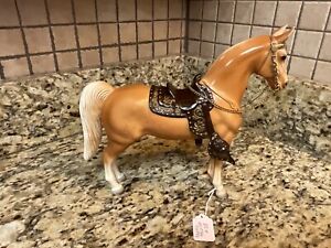Breyer Vintage Chalky  Palomino Western Horse #28 With Dark Brown Saddle