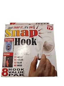 Snap Hooks (7) Instantly Hang Decorate Organize as Seen on TV 3 Large & 4 Small