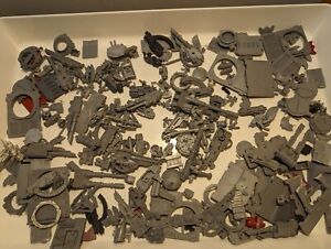 Warhammer 40k Space Marine, Chaos Tank Parts Lot