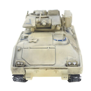1/72 US M2 Bradley Infantry Fighting Vehicle Alloy Military Tank Model Collect a