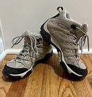 Merrell Womens MOAB Ventilator 8.5 Mid Hiking Ankle Boots Shoes Taupe