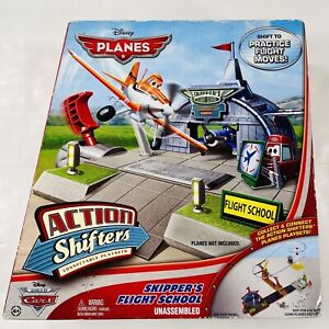 Disney Planes Skipper’s Flight School Action Shifters Collectible Playsets