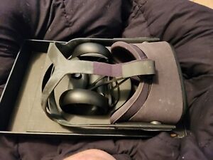 New ListingMeta Oculus Quest 128GB VR Headset - Black (No Charger)