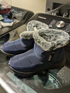 Women's Shibever Winter Boots Size 38/ US 7