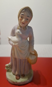 New ListingF3-Vintage UCGC Ceramic Figurine Old Woman  With Goose and Basket 8.5