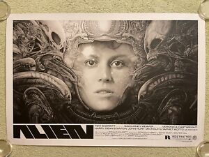 Alien Sigourney Weaver Movie Art Print Poster Mondo Grzegorz Domaradzki Gabz
