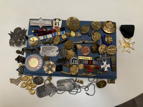 WW2 Mix Lot Pins Medals Ribbons Dog Tags Badges WWII US Army Military Militaria