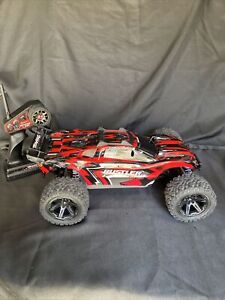 Custom Traxxas Rustler 4x4 RTR XL-5 includes everything you need and some mods