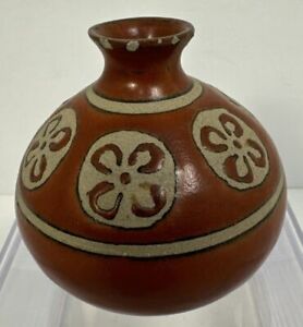 Vintage Miniature Vase Mexivo Folk Art Red Flowers 3” Bud Round Single Flower