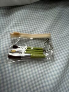 New Elizabeth Arden 4 Green Makeup Brushes W/small Travel Case