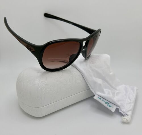 Women's Oakley Twentysix.2 Aviator Sunglasses Brown Sugar/Brown Gradient Lenses