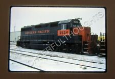 Original '85 Kodachrome Slide Kyle Railroad 3524 GP40 Phillipsburg, KS   30C15