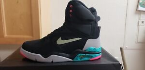 Size 10.5 - Nike Air Command Force Spurs
