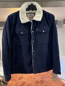 Levi’s Men’s corduroy jacket sherpa Lined Size Med NWT