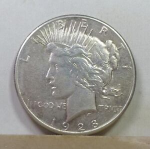 Peace  Dollar 1928-P  Extremely Fine NO RESERVE