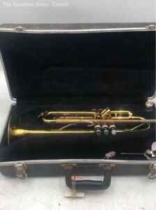 Gold Brass Durable Musical Instrument Trumpet With Black Hard Case