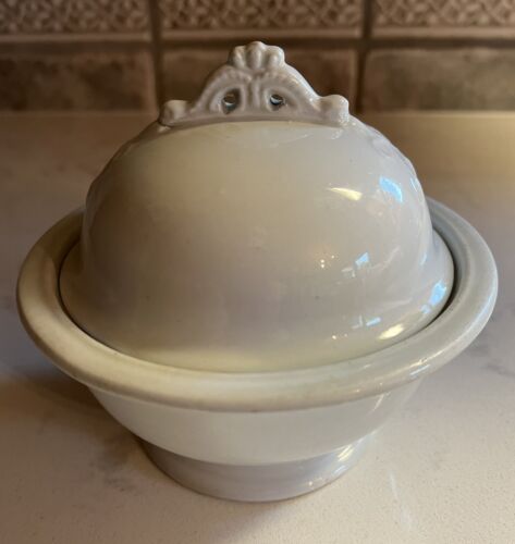 New ListingANTIQUE ROYAL BURGESS & GODDARD IRONSTONE - Covered Soap Dish with Drainer