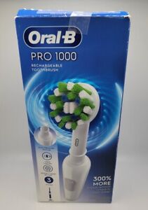Oral-B Pro 1000 Electric Toothbrush - White - MACHINE AND CHARGER ONLY