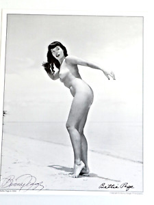 New ListingBETTIE PAGE 8X10 SIGNED PHOTO BY HER & HER PHOTOGRAPHER BUNNY YEAGER W COA