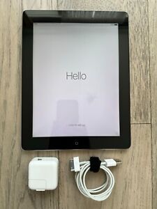 Apple iPad 3rd Gen 16GB WiFi 9.7in A1416 Black - Good Condition, Unlocked