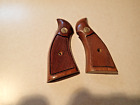 Factory Smith and Wesson K Frame Square Butt Grips With Screw  No ser # New