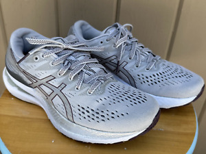 ASICS Gel Kayano 28 Women’s Running shoes Size 7 Grey Sneakers