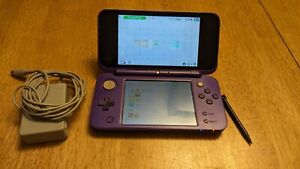 Nintendo 2DS XL 4GB Purple/Silver Handheld Console - TESTED - CHARGER AND STYLUS