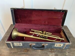 Vintage 1960 Olds Ambassador Trumpet For Parts Repair Hard Case Included