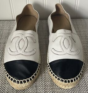 Chanel CC White & Black Leather Espadrille Slip On Flat Shoes Size 36 US 6