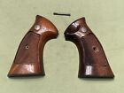 USED FACTORY SMITH & WESSON K L FRAME TARGET GRIPS SQUARE BUTT WOOD 10 19 686
