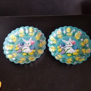 New Listing2 Vintage Easter Kitsch Bunny Rabbit Scalloped Plastic Molded Candy Bowl Tray
