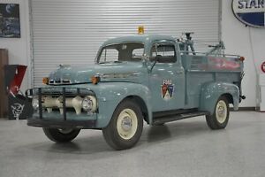 1951 Ford F3 Tow Truck