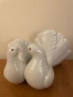Lladro Couple of Doves Kissing Lovebirds Porcelain Figurine 1169 Spain