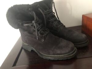 LL Bean Womens Shearling Boots Size 8