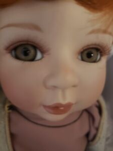 Nib Seymour Mann Porcelain Doll keri