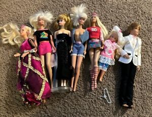 Lot Of Old Barbie Dolls With Clothes