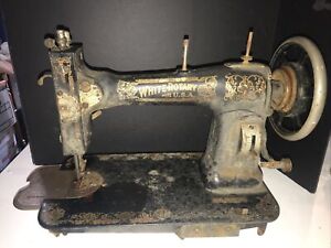ANTIQUE 1914 WHITE ROTARY SEWING MACHINE FR2676019 US PATONS DATES 1900 - 1913