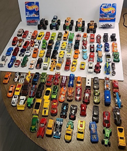 Huge Lot Of 122 Die Cast Cars Hot Wheels And Matchbox Variety Monster Trucks