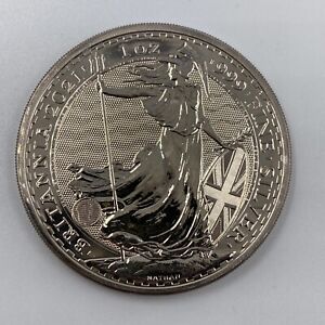 2021 British Britannia Queen Elizabeth II 999  1oz Fine Silver Coin Light Toning