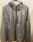 ATG by Wrangler Men's Size XL  Packable Jacket for Rain/Windbreaker Gray