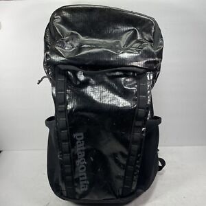 Patagonia Blackhole Day Pack 32L Backpack Travel Triple Black (Alot of Wear)
