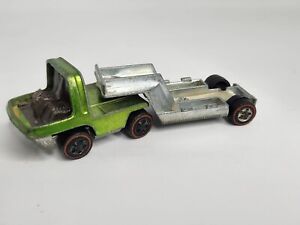 Vintage Hot Wheels Redlines 1969 Heavy Weights, Green Truck & Trailer Beater