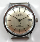 Vintage Timex Automatic Date Water Resistant 35mm Wrist Watch Runs lot.20