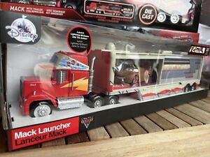 DISNEY PIXAR CARS 3 Mack Launcher Truck Flocko Jocko Disney Store Rare!!